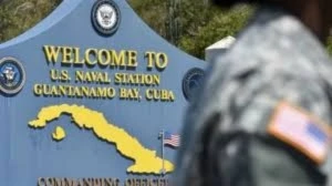 Migrantes en Base Naval de Guantánamo viven en deplorables condiciones