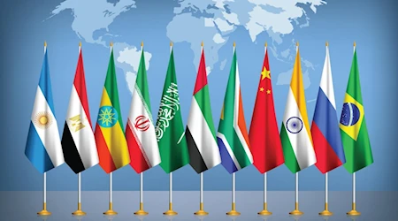 La Cumbre del BRICS en Johannesburgo, 2023, marcó un hito con la incorporación de cinco nuevos países miembros