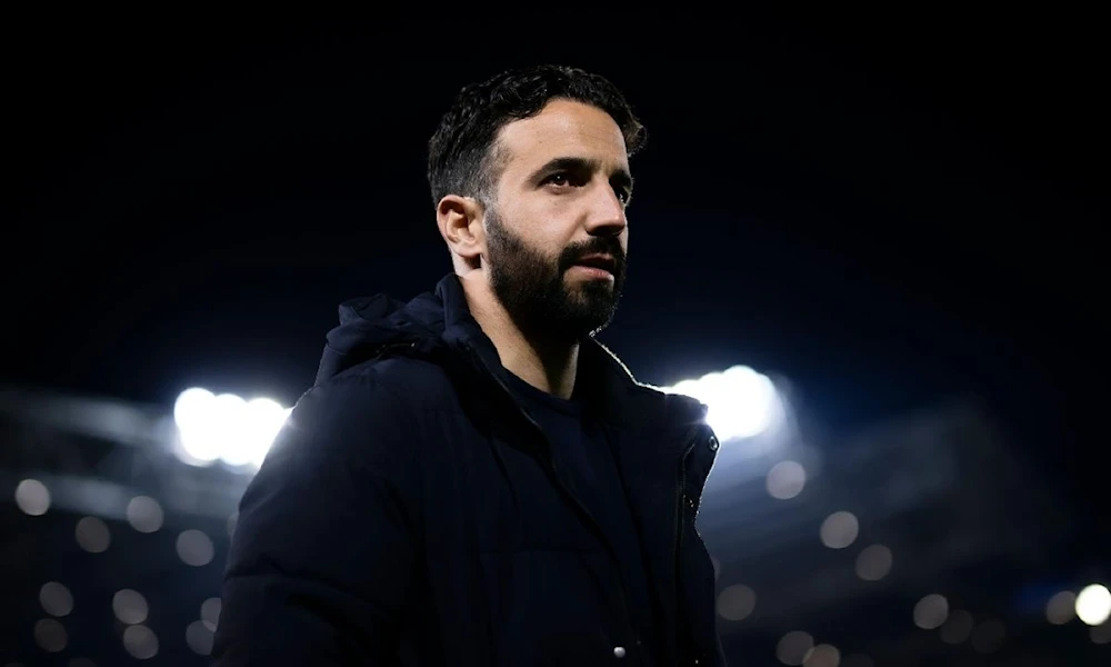 Manchester United anuncia a su nuevo entrenador