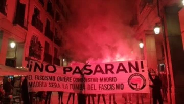 Manifestantes en Madrid protestan contra resurgimiento del fascismo