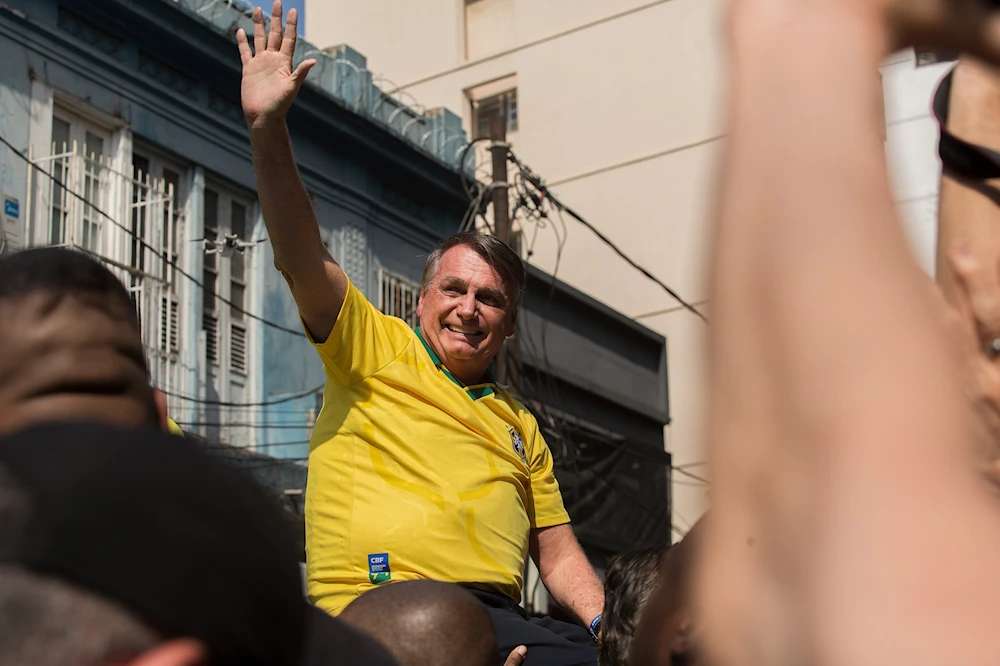 Bolsonaro pretende ser candidato en 2026 pese a estar inhabilitado