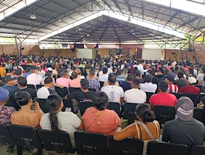 Manifestantes de la provincia de Napo, Ecuador, realizan asambleas y tomas para frenar construcción de cárcel de máxima seguridad