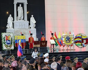 “No nos rendiremos jamás”: Autoridades venezolanas rinden homenaje al Libertador Simón Bolívar a 194 años de su partida