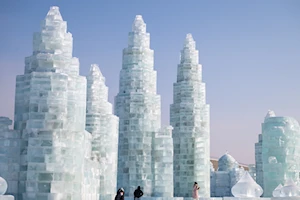 El parque de hielo más grande del mundo abre en China: Harbin Ice-Snow World celebra su 26.ª edición con un homenaje a los Juegos Asiáticos de Invierno 2025