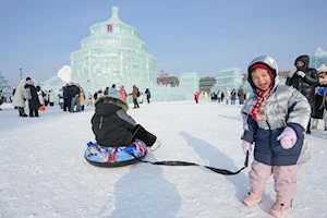 El parque de hielo más grande del mundo abre en China: Harbin Ice-Snow World celebra su 26.ª edición con un homenaje a los Juegos Asiáticos de Invierno 2025