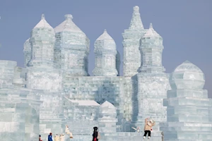 El parque de hielo más grande del mundo abre en China: Harbin Ice-Snow World celebra su 26.ª edición con un homenaje a los Juegos Asiáticos de Invierno 2025