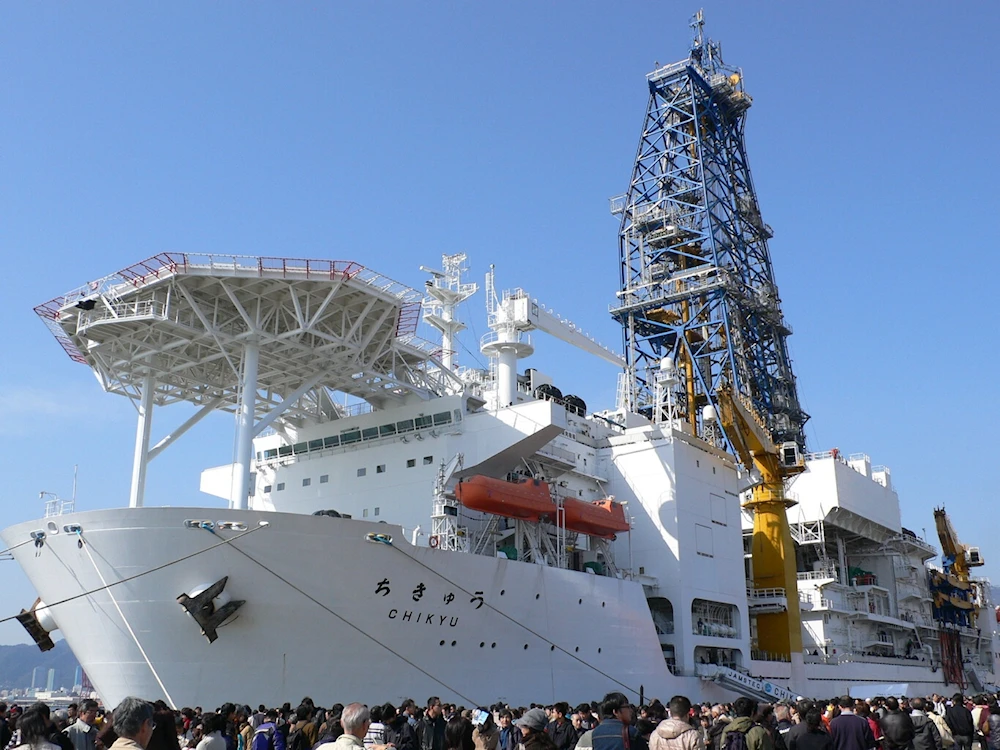 Japon perfora placas de su fosa oceánica para predecir terremotos