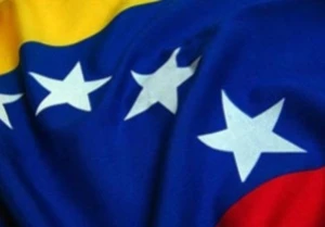 Coalición gobernante de Venezuela encabeza sondeos preelectorales