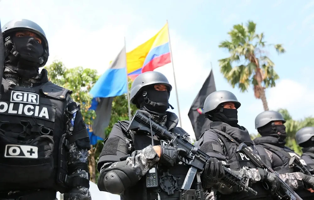 Ecuador permitirá a la policía usar armas con munición letal