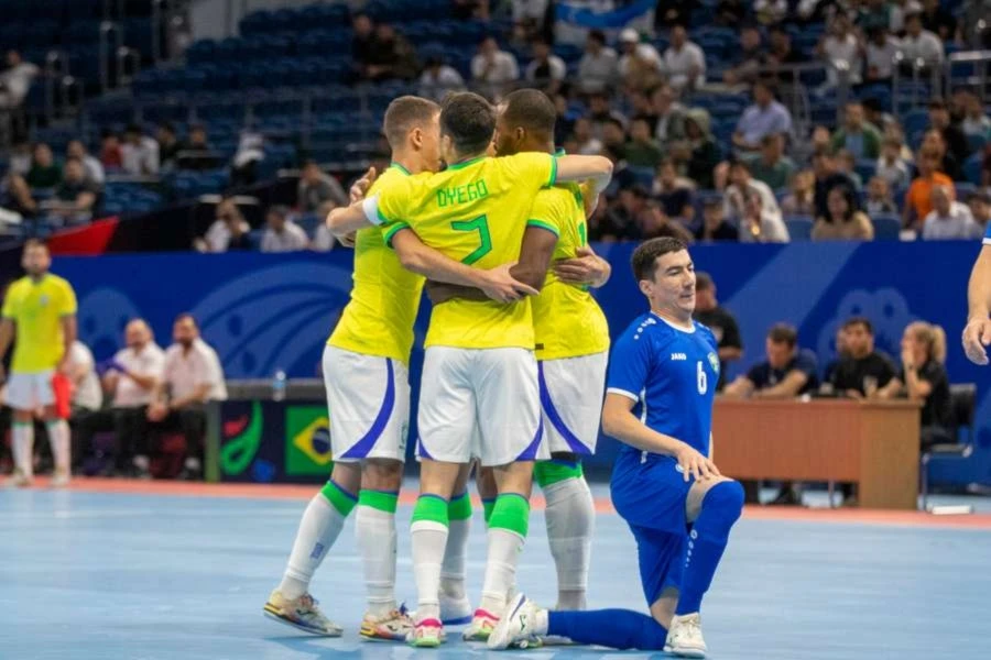 Copa Mundial de Futsal: Brasil y Paraguay lideran sus grupos