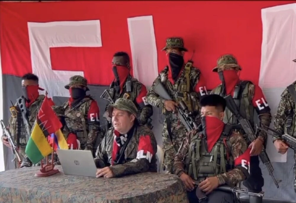Gobierno de Colombia anuncia mesa técnica de diálogo con grupo rebelde
