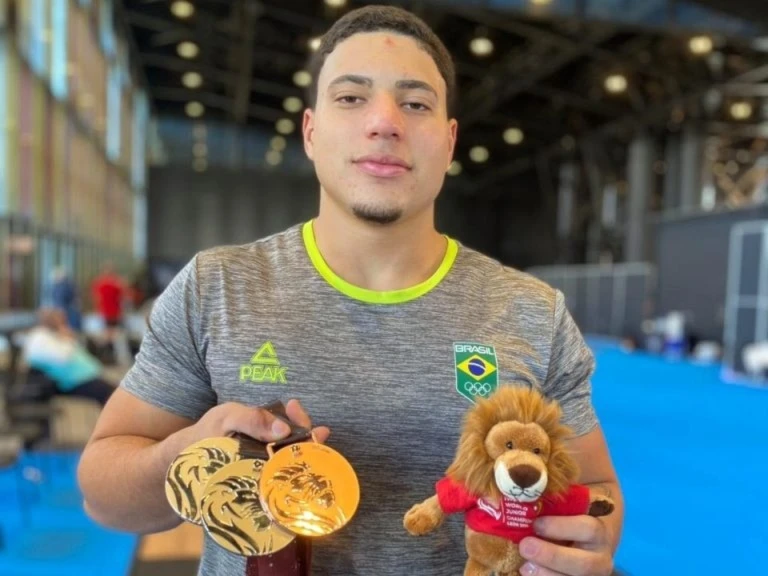 Récord mundial y más medallas en mundial juvenil de halterofilia