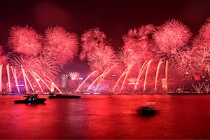 Increíbles celebraciones y fuegos artificiales dan bienvenida al año 2025 en varias partes del mundo