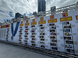 “Ese es Mi Gallo”: la exposición fotográfica que documenta la campaña presidencial de Nicolás Maduro hacia el triunfo histórico del 28 de julio de 2024