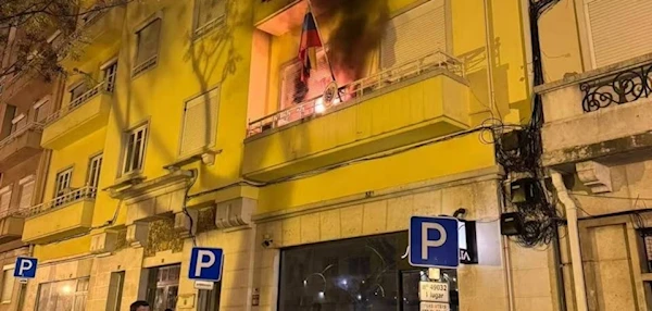 El consulado de Lisboa recibió ataque con bombas incendiarias