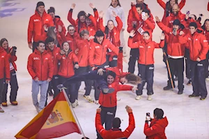 Así fue la espectacular ceremonia de apertura de los Juegos Mundiales Universitarios de Invierno FISU 2025 en Turín: más de 2.000 atletas de 57 países dan inicio a la gran competencia