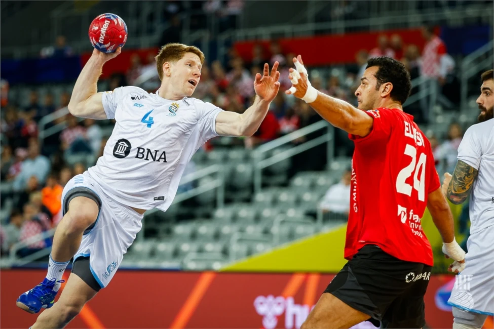 Brasil gana y Argentina pierde en debut en mundial de balonmano