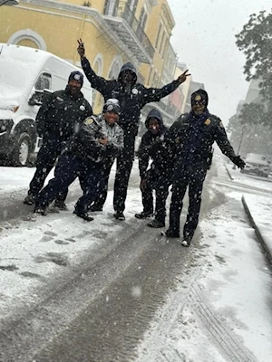 La ciudad estadounidense de Nueva Orleans despierta cubierta de nieve: el fenómeno más sorprendente desde 2009