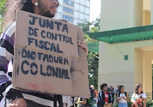 “No nos quieren educados”: Estudiantes de la Universidad de Puerto Rico protestan ante posible cierre de 64 cursos y carreras