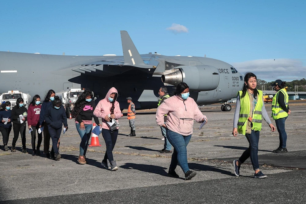 Casi mil arrestos de inmigrantes en un día en EE.UU.