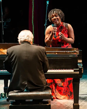 Así homenajearon al reconocido pianista cubano Frank Fernández en el Jazz Plaza