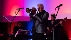 El gran maestro y showman de Cuba Bobby Carcassés en el escenario del Jazz Plaza