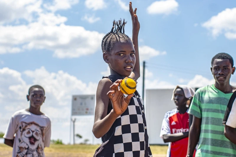 Baseball5 llega a campamento de refugiados en Kenia