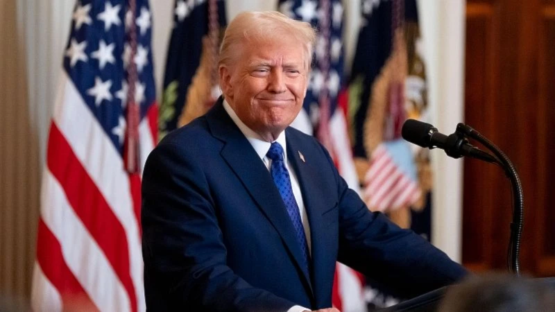 Trump admite posible retirada de tropas de EEUU de Siria