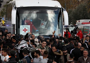 De regreso a la libertad: Pueblo palestino celebra liberación de 183 rehenes