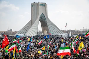 Miles de iraníes conmemoran el 46º aniversario de la Revolución Islámica con marchas multitudinarias y llamados a la resistencia