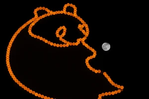 Así de deslumbrante se vio la Luna de Nieve de este 12 de febrero: un novilunio que coincide con el Año Nuevo Chino, y una espectacular alineación planetaria