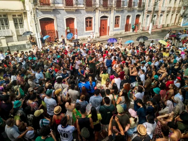 Brasil: La calle como aula para contar histora de capital amazónica