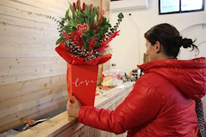 Amor y amistad: Con flores, peluches y mucho cariño, el mundo celebró este 14 de febrero, Día de San Valentín