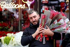 Amor y amistad: Con flores, peluches y mucho cariño, el mundo celebró este 14 de febrero, Día de San Valentín