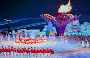 Sorprendentes coreografías brillaron en la clausura de los IX Juegos Asiáticos de Invierno