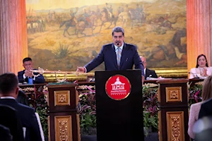 Presidente Maduro presenta Proyecto de Reforma Constitucional ante el Parlamento