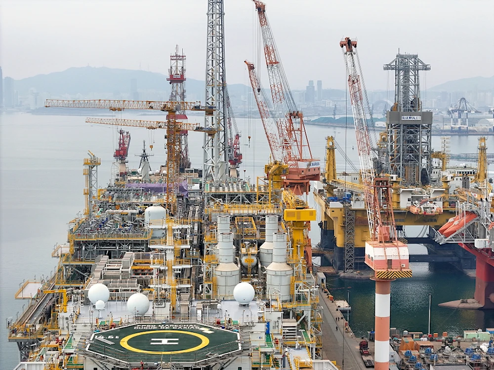 China lanza primer buque flotante con captura de dióxido de carbono