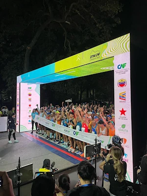 Ejemplos de esfuerzo y dedicación: Maratón CAF Caracas 2025 reunió a más de 6.000 corredores