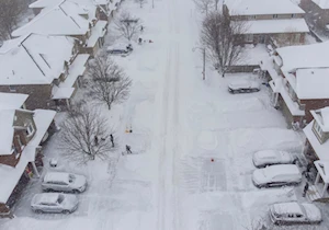 Frío invernal: Intensa nevada en Toronto paralizó a la ciudad