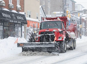 Frío invernal: Intensa nevada en Toronto paralizó a la ciudad