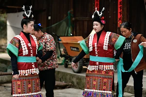 Color, tradición y música en el Festival Gannangxiang: la celebración centenaria del pueblo Miao en Guizhou, China