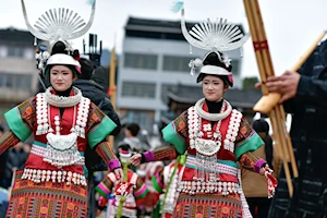 Color, tradición y música en el Festival Gannangxiang: la celebración centenaria del pueblo Miao en Guizhou, China