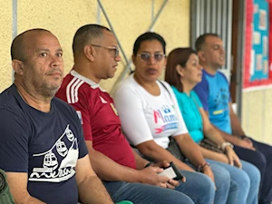 Venezolanos participan en la Consulta Popular Nacional 2025