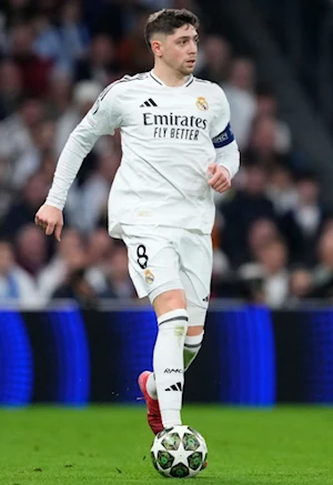 ¡Exhibición de Kylian Mbappé!: con un hat-trick en el Bernabéu, el francés destroza al Manchester City de Guardiola y mete al Real Madrid en los octavos de final de la Champions League