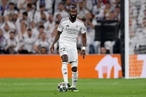 ¡Exhibición de Kylian Mbappé!: con un hat-trick en el Bernabéu, el francés destroza al Manchester City de Guardiola y mete al Real Madrid en los octavos de final de la Champions League
