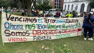 Panameños rechazan en las calles las reformas a la Caja de Seguro Social