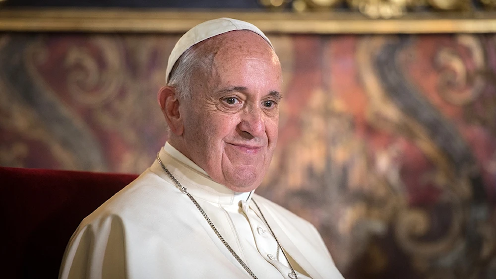 Papa Francisco responde a terapia y sin riesgo mortal, afirma médico