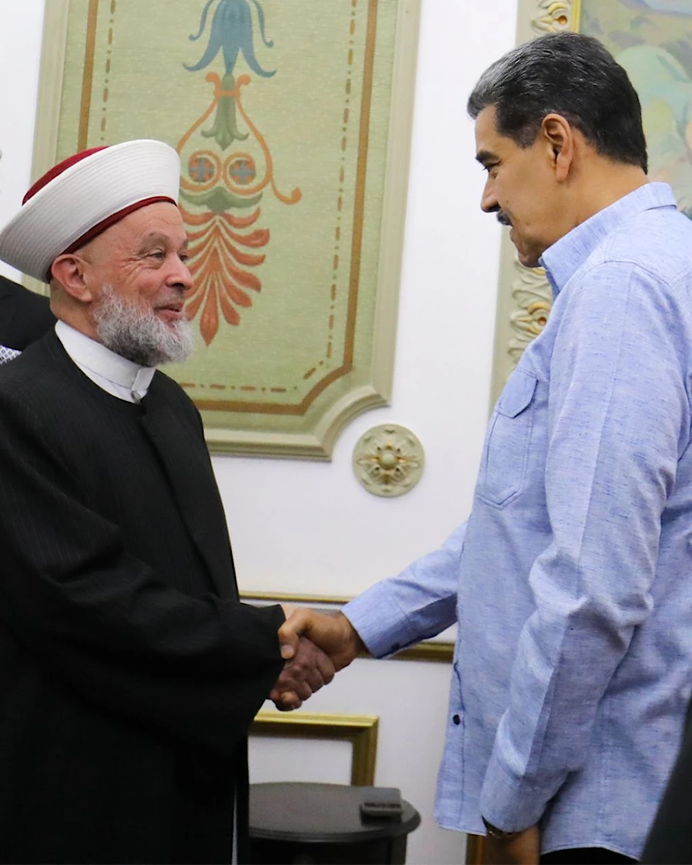 Maduro recibe a Al Ghazzawi, autoridad musulmana del Líbano