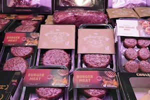 Meat Attraction 2025: 300 empresas exhiben innovación y oportunidades de negocio en la feria líder de la industria cárnica en Madrid, España