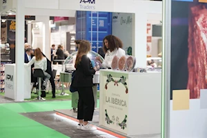 Meat Attraction 2025: 300 empresas exhiben innovación y oportunidades de negocio en la feria líder de la industria cárnica en Madrid, España